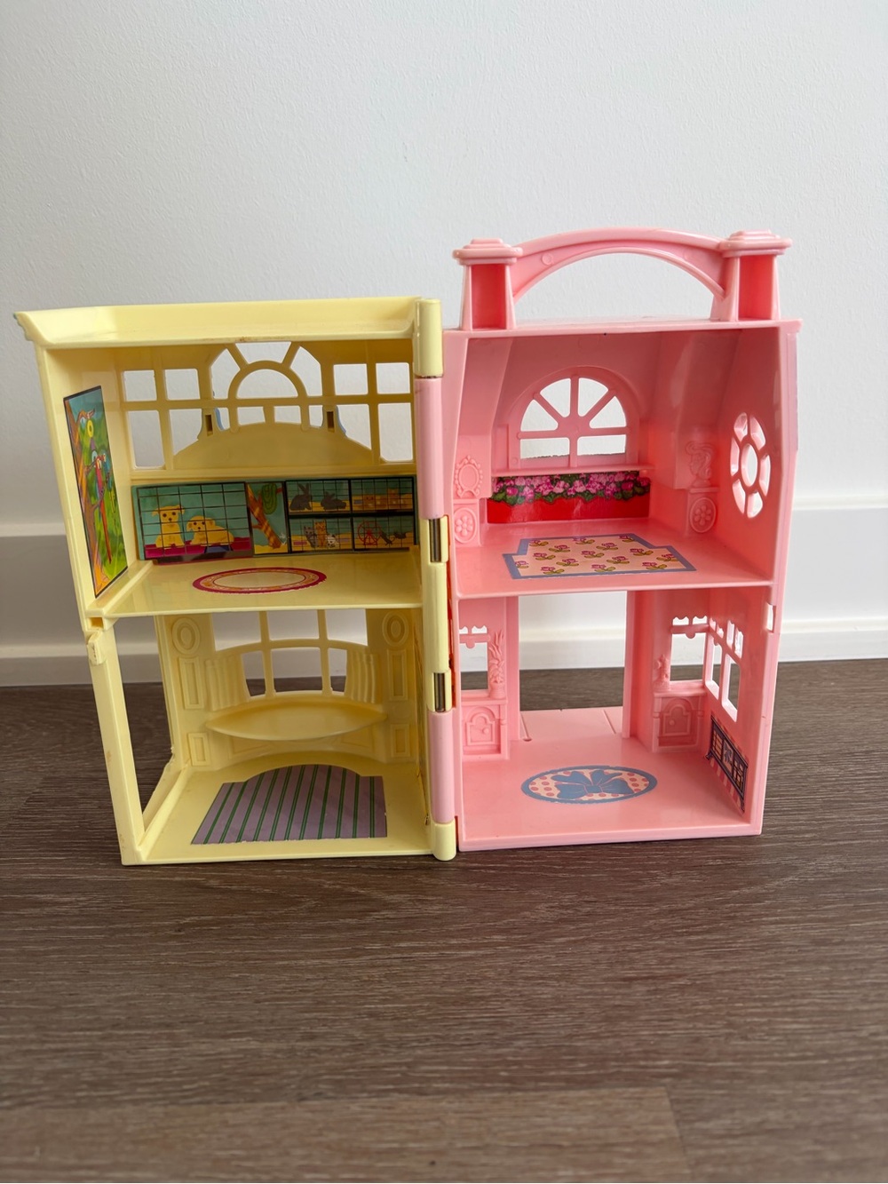 Fisher-Price Sweet Streets Pet Shop & Beauty Salon dollhouse - Picture 5 of 5